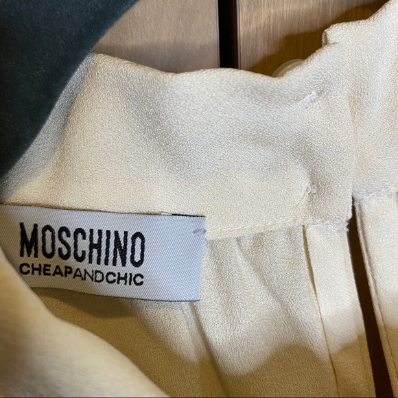 Moschino cheapandchic ivory silk sleeveless top - Picture 4 of 9